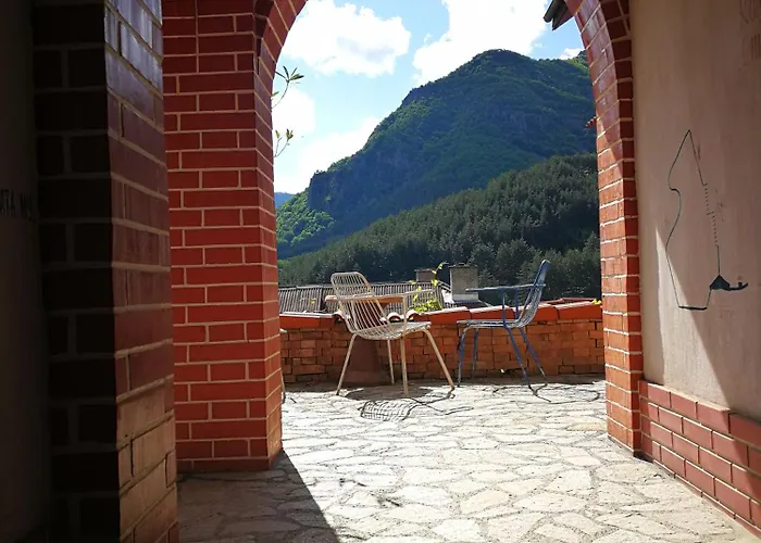 St Mariya Magdalena Къща за гости 2*